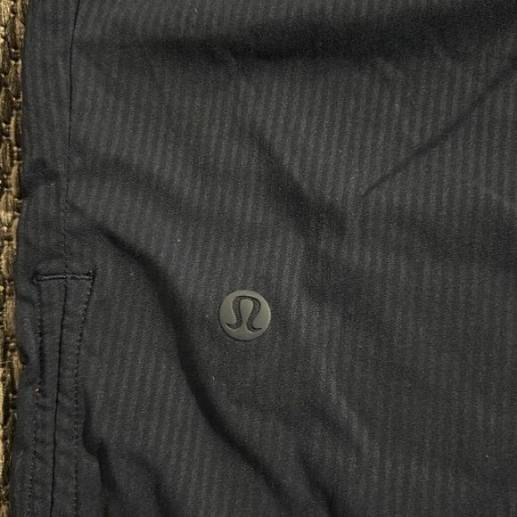 Lululemon Beyond the Studio Crop - Picture 8 of 10